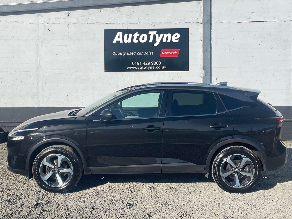 Nissan Qashqai Premiere Edition Dig-t Mhev Cvt NL71OJU Black #4