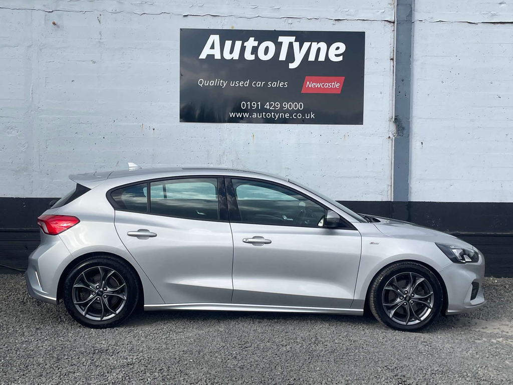 Ford Focus Ecoblue St-line Hatchback Euro 6 S YM19DZE #4