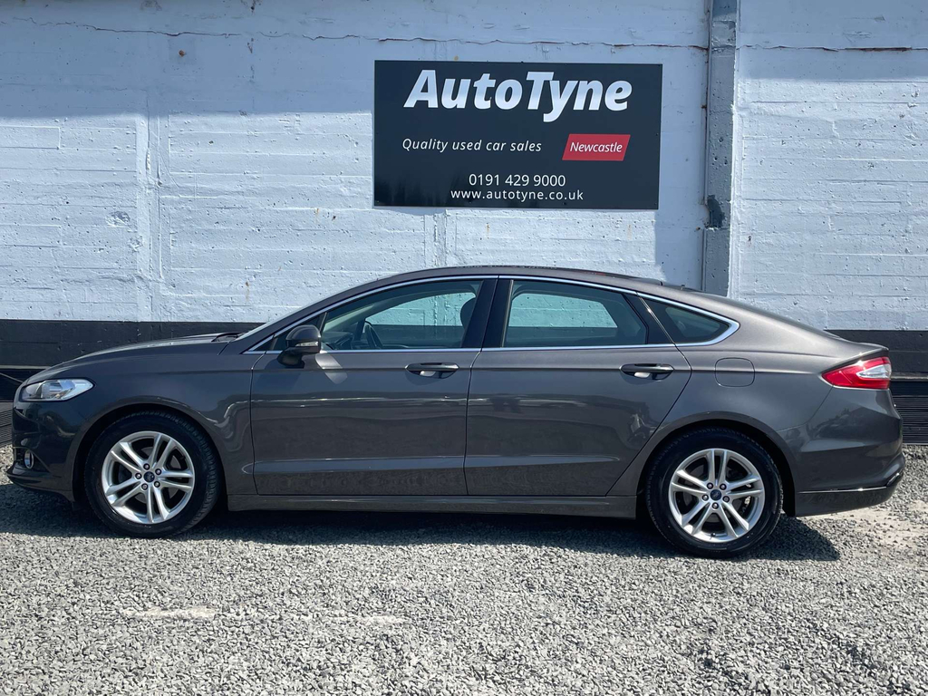 Ford Mondeo 1.5T Ecoboost Titanium Hatchback Euro Grey #5