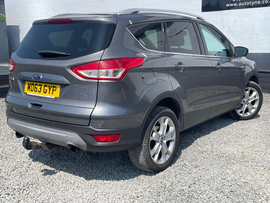 Ford Kuga Titanium Suv Awd Euro 5 MD63GYP #6