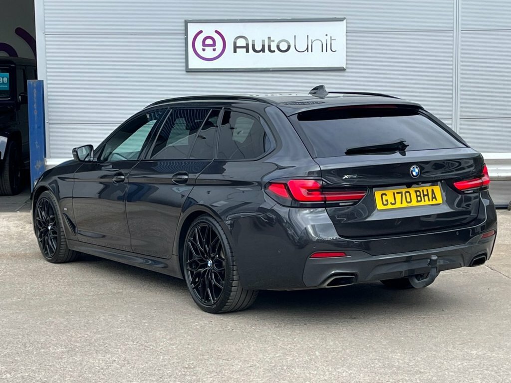 BMW 5 Series 3L M Sport GJ70BHA Grey #3