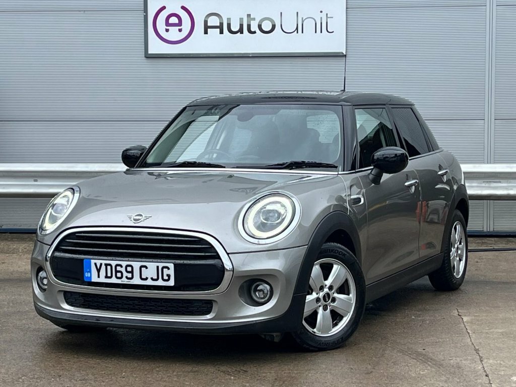 Mini Hatch 1.5L Cooper Classic YD69CJG Silver #2