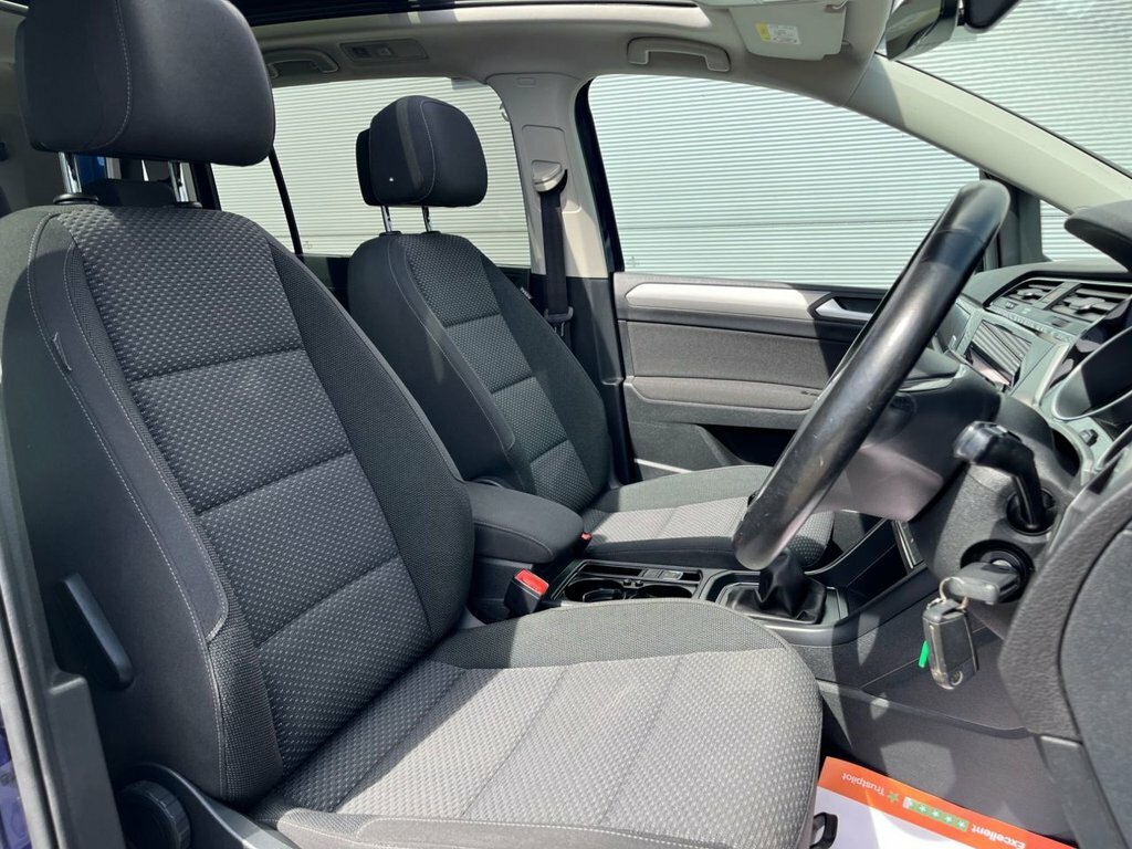 Volkswagen Touran 1.6L Se Family Blue #6