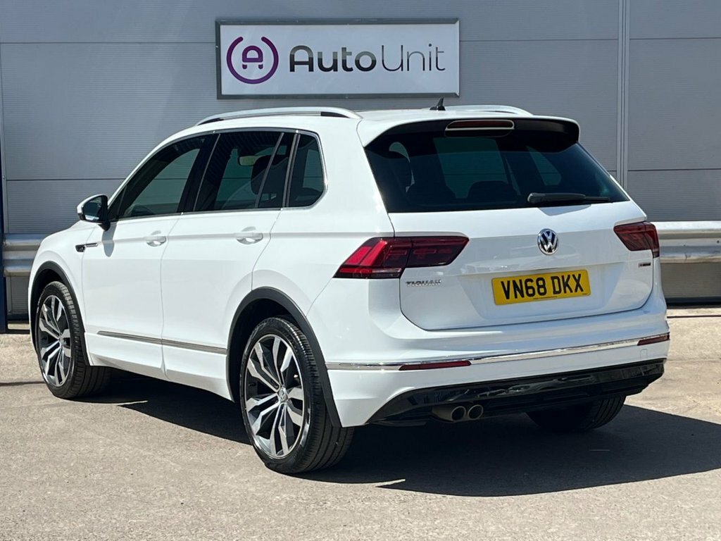 Volkswagen Tiguan 2L R-line VN68DKX White #3