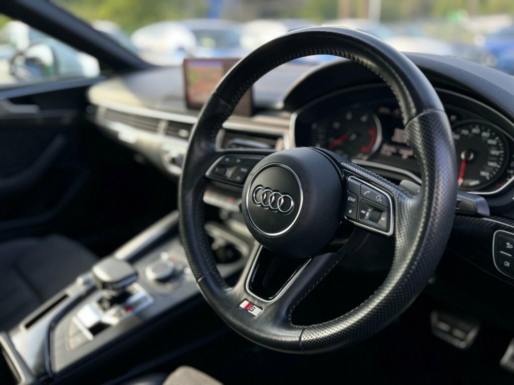 Audi A5 3L S Line AK17FSG White #4