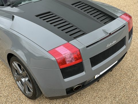 Lamborghini Gallardo Gallardo Spyder White #14
