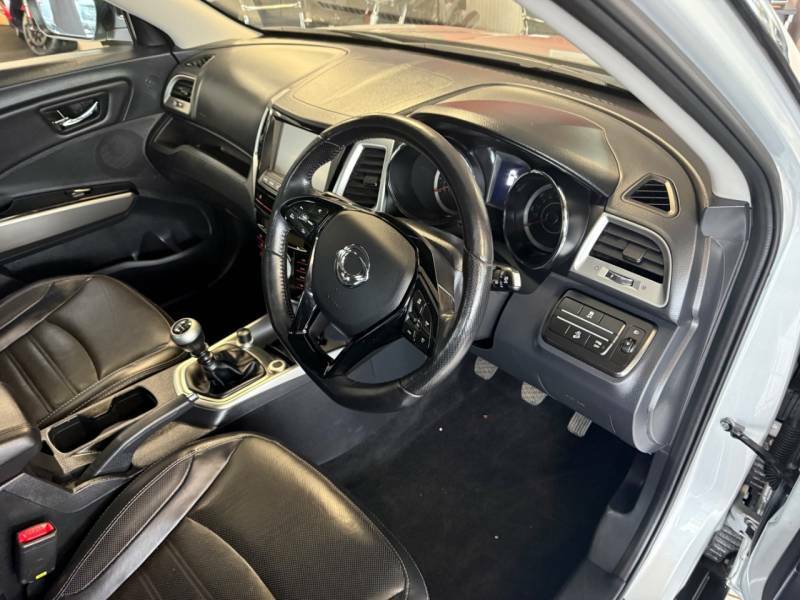 SsangYong Tivoli 1.6 Ultimate - 2020 20 Silver #4
