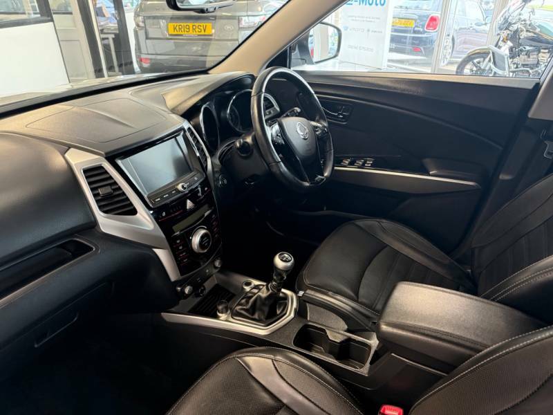 SsangYong Tivoli 1.6 Ultimate - 2020 20 Silver #6