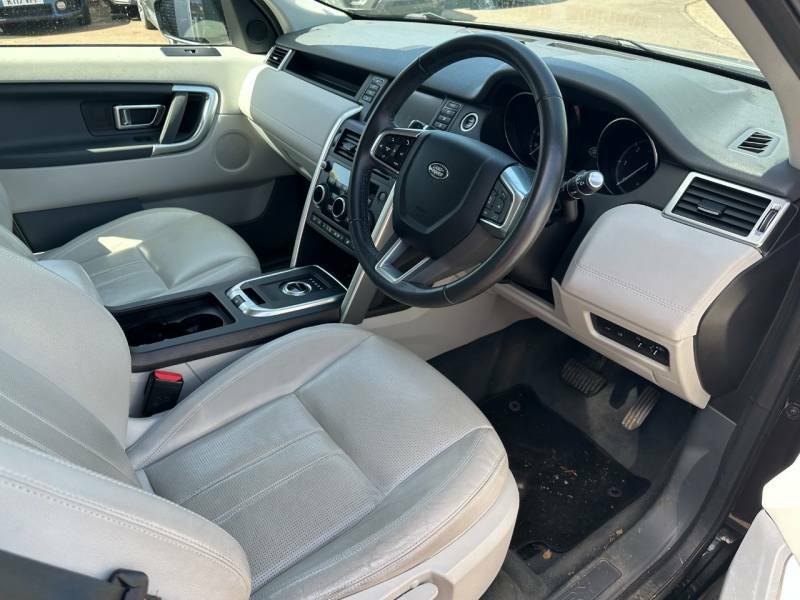 Land Rover Discovery Sport 2.0 Td4 180 Se Tech - 2017 67 BK67XMC Black #5