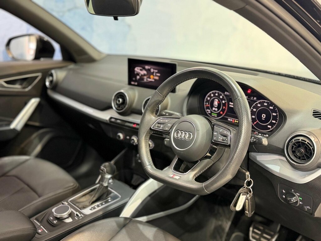 Audi Q2 1.5 Tfsi Cod 35 S Line S Tronic Euro 6 Ss KV19WMR Black #3