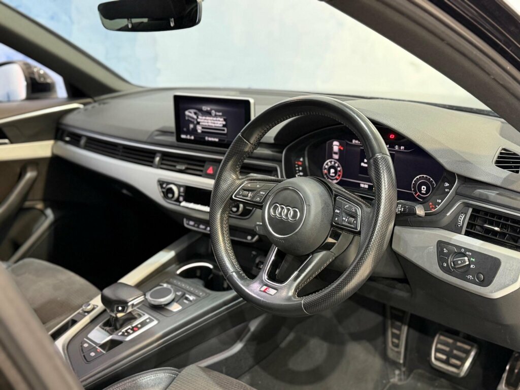 Audi A4 1.4 Tfsi S Line S Tronic Euro 6 Ss EF18YSW Black #2