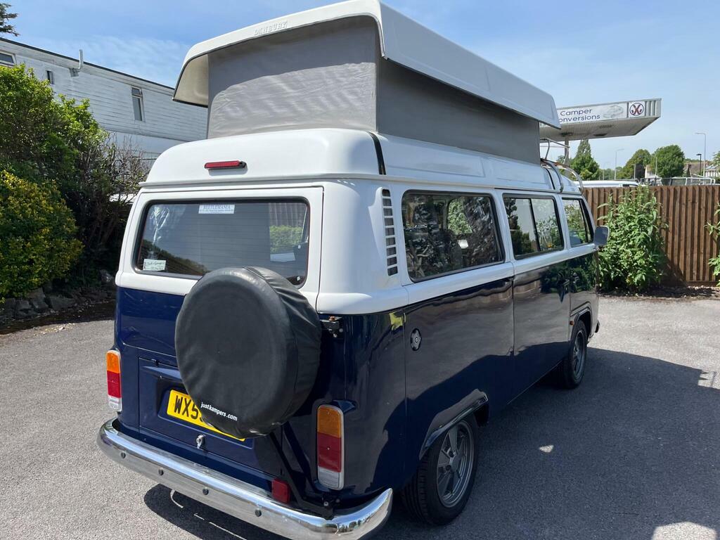 Volkswagen  Petrol Blue #28