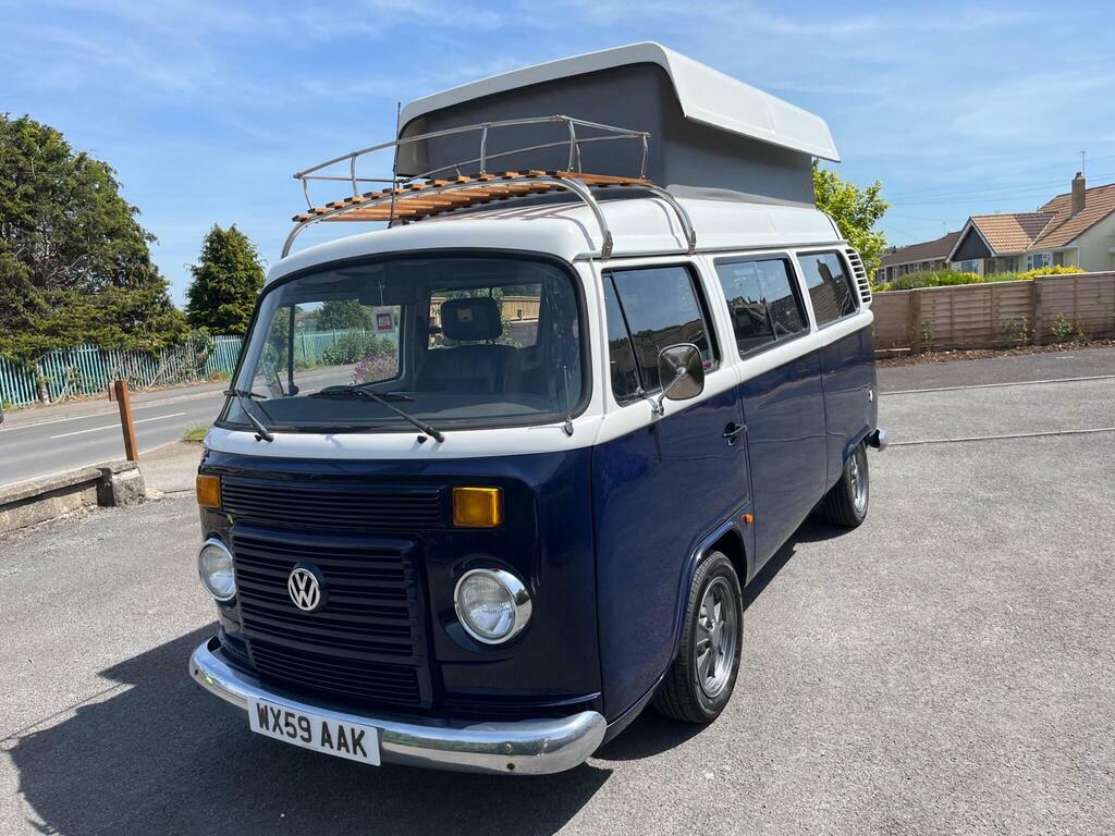 Volkswagen  Petrol Blue #6