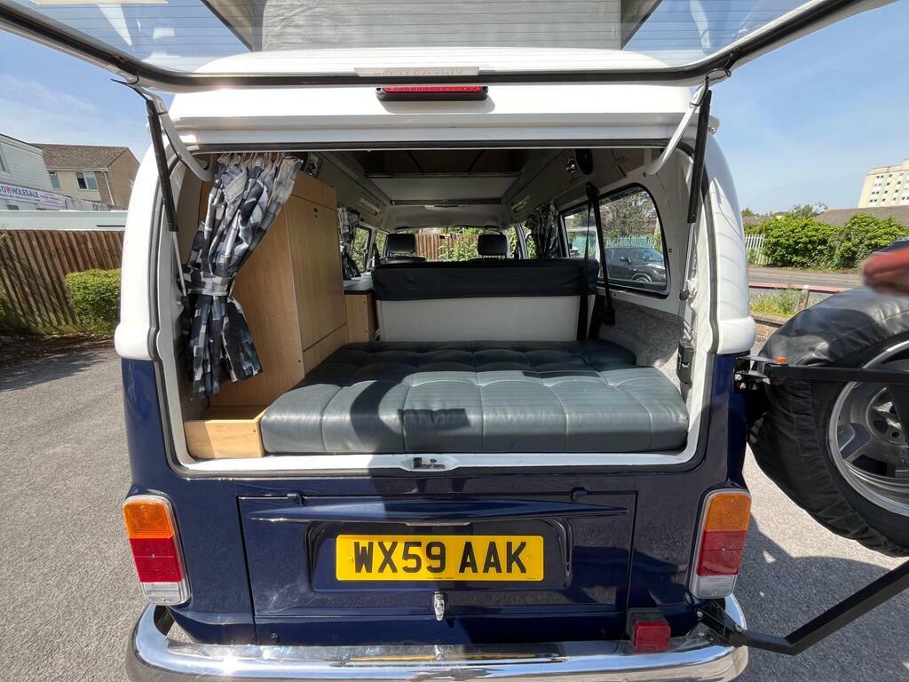 Volkswagen  Petrol Blue #47