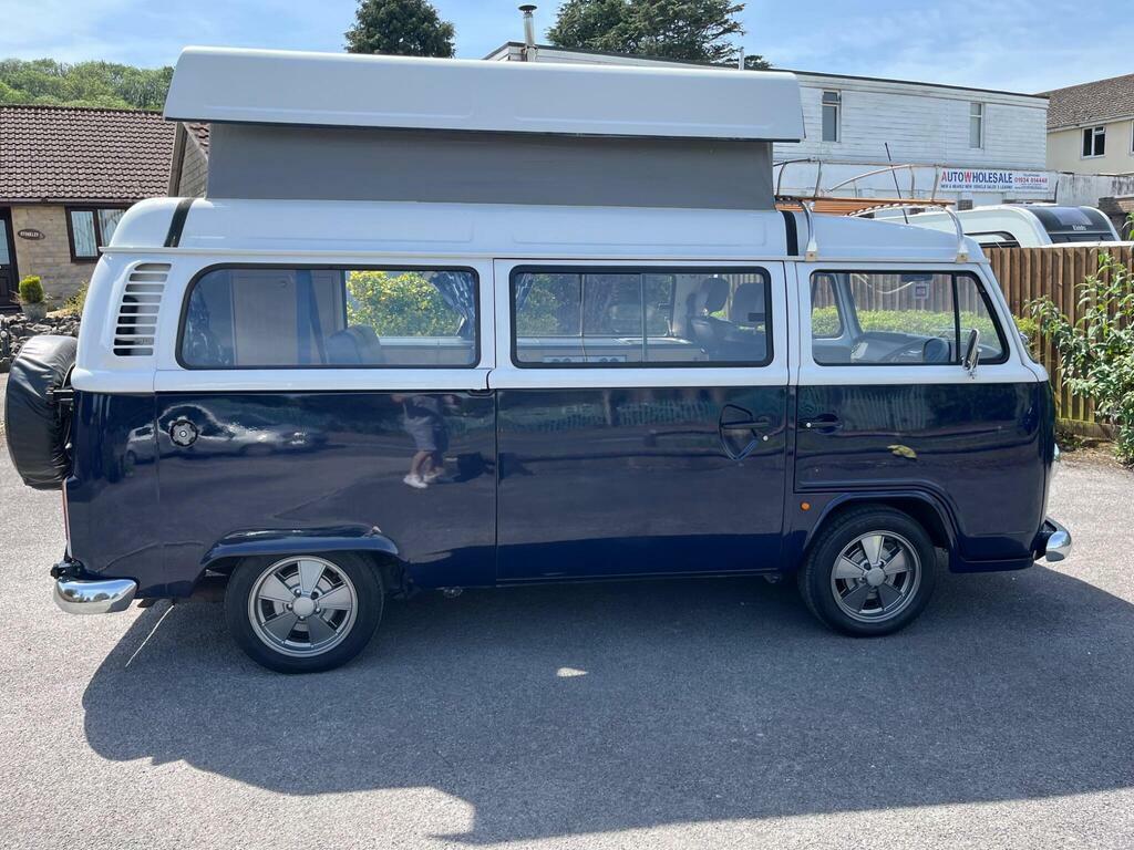 Volkswagen  Petrol Blue #34