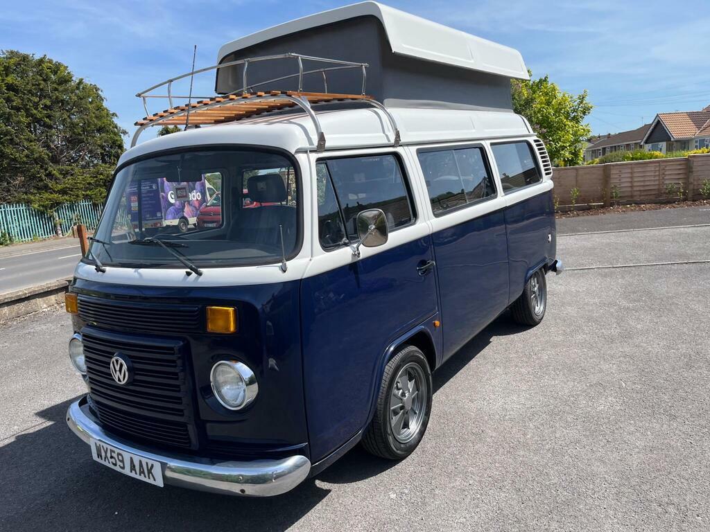 Volkswagen  Petrol Blue #13
