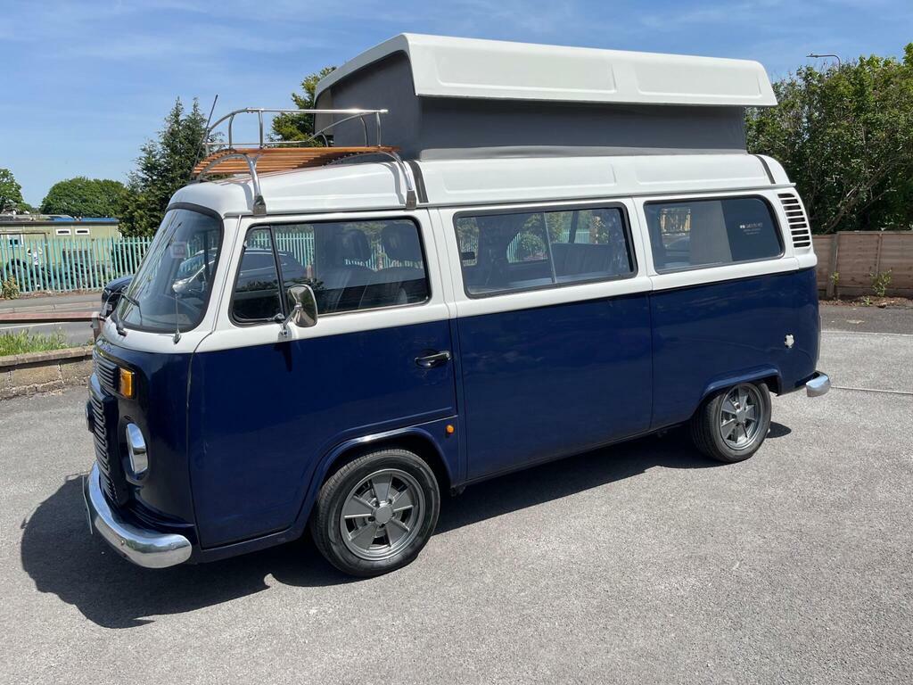 Volkswagen  Petrol Blue #11