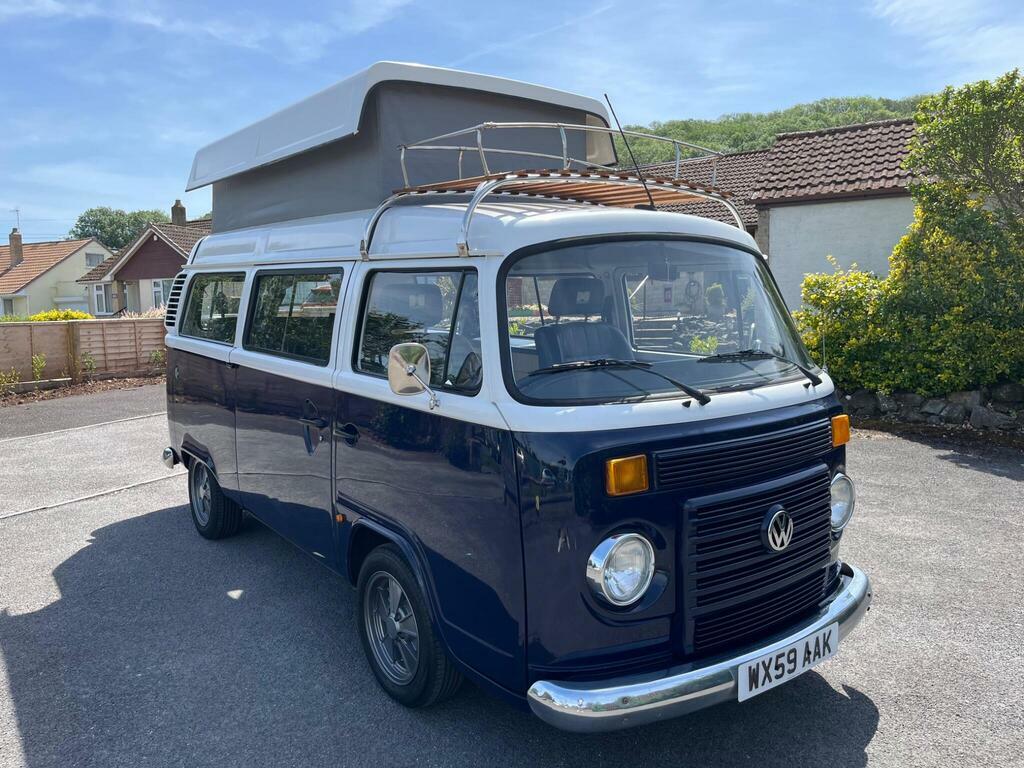 Volkswagen  Petrol Blue #4