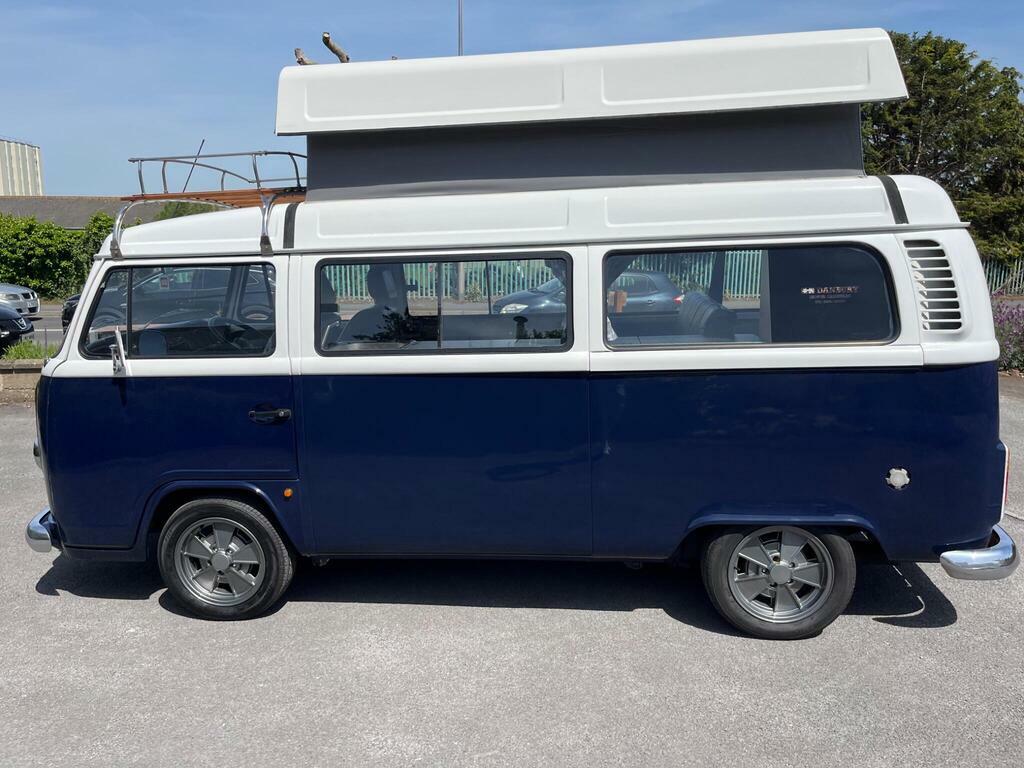 Volkswagen  Petrol Blue #15