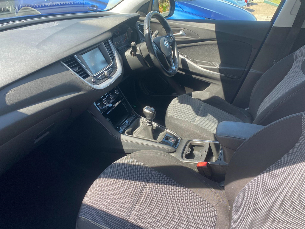 Vauxhall Grandland X 1.2 Turbo Se Euro 6 Ss CX68WDE Blue #6