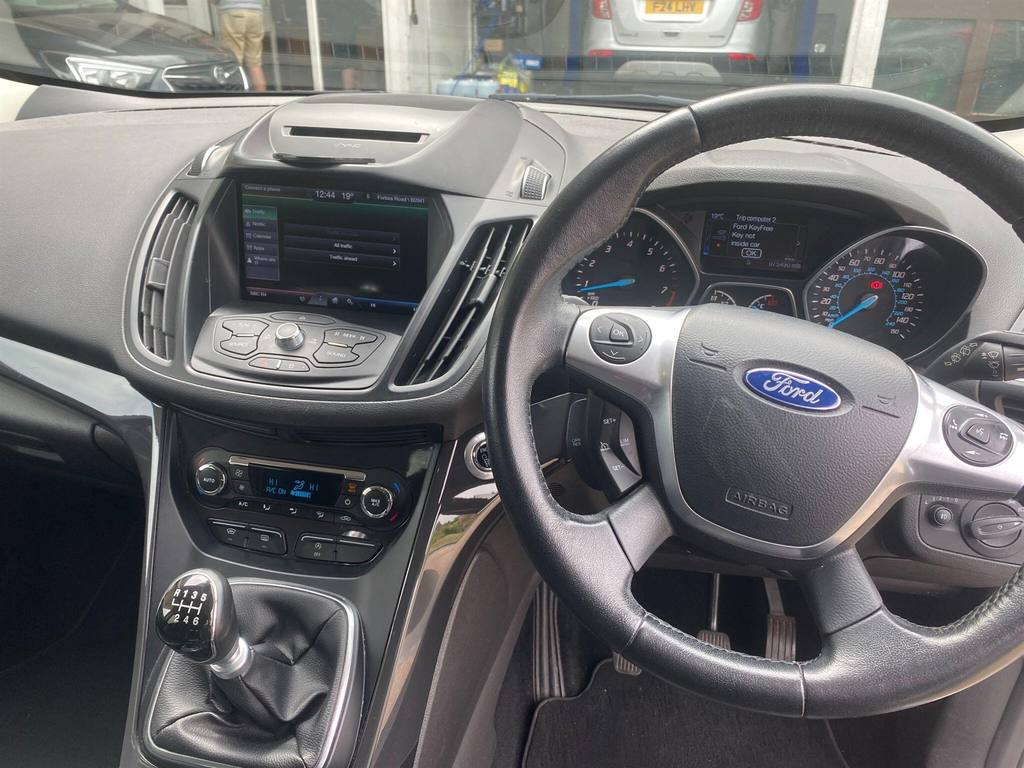 Ford Kuga 1.5T Ecoboost Titanium 2Wd Euro 6 Ss White #5