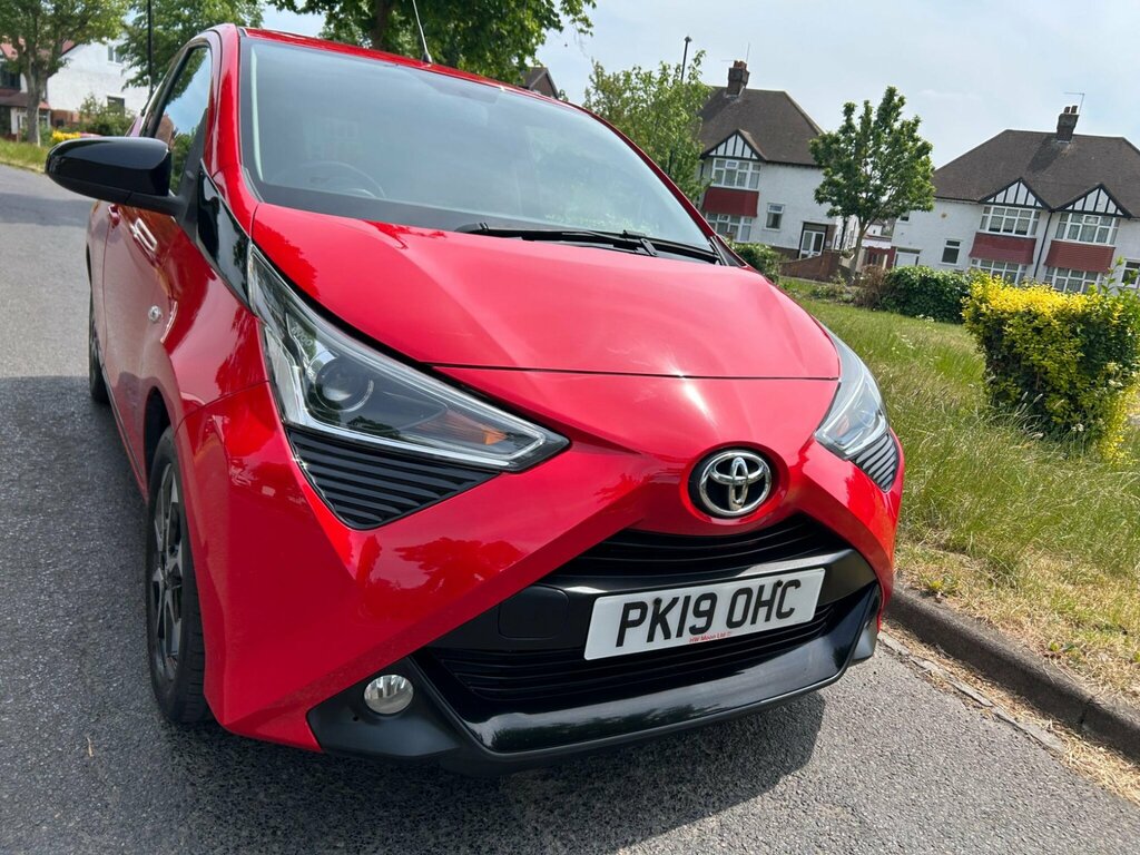 Toyota Aygo 1.0 Vvt-i X-trend Euro 6 PK19OHC Red #2