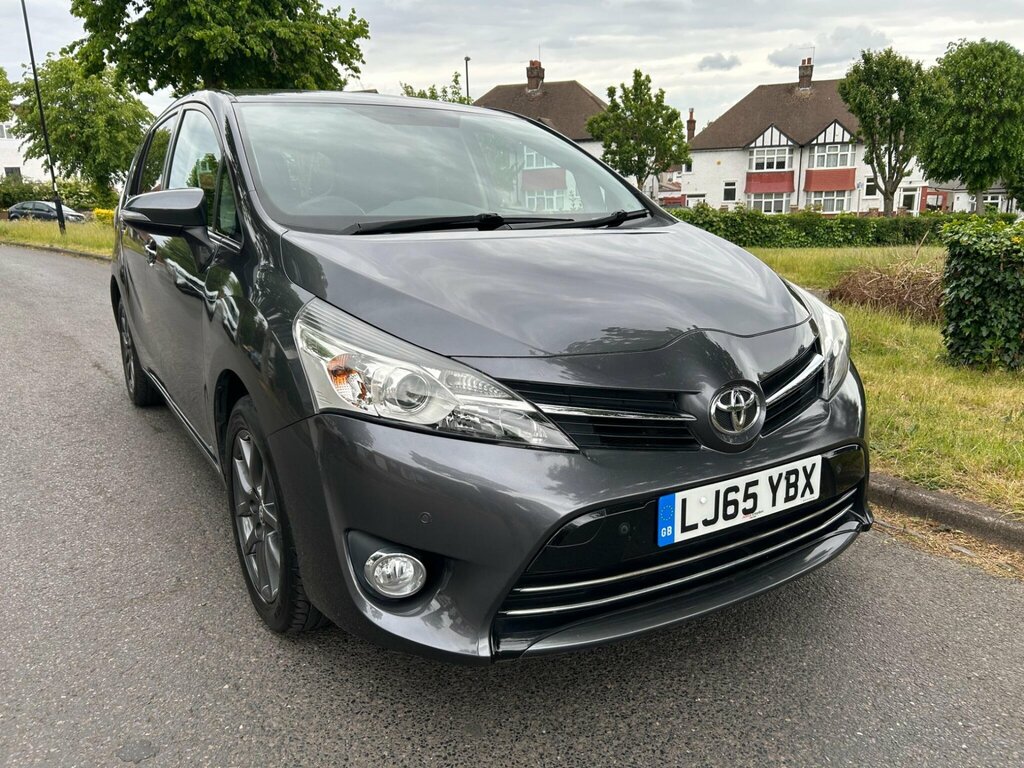 Toyota Verso 1.8 V-matic Trend Multidrive S Euro 6 Grey