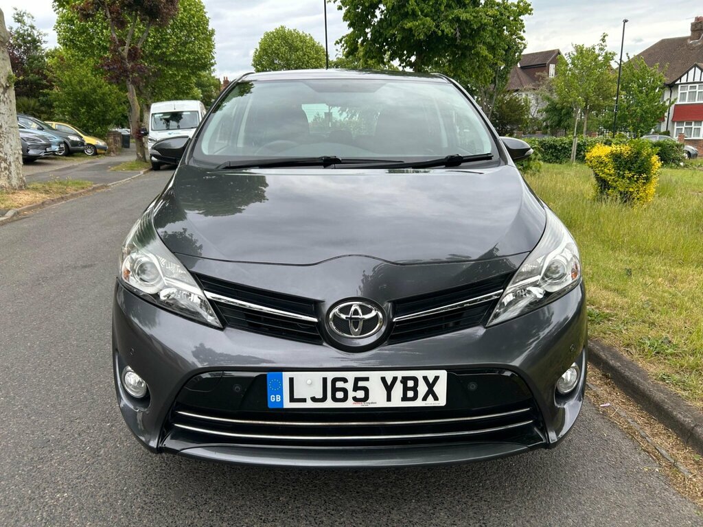 Toyota Verso 1.8 V-matic Trend Multidrive S Euro 6 Grey #2