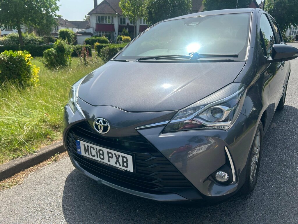 Toyota Yaris 1.5 Vvt-i Icon Euro 6 Grey #3