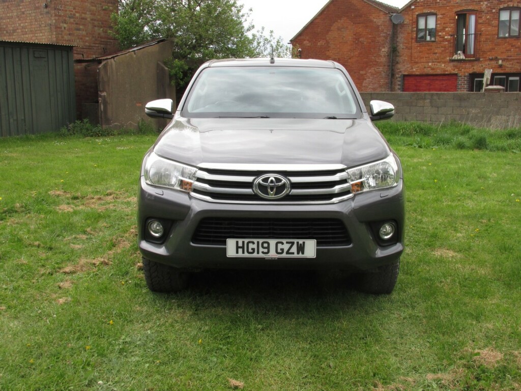 Toyota HILUX Icon 4X4 D-4d Dcb HG19GZW Grey #2