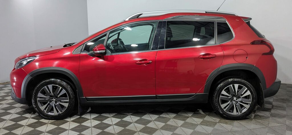Peugeot 2008 1.2 Puretech Allure Premium Start Stop KO19XRP Red #3