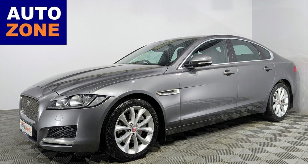 Jaguar XF 2.0D 180 Portfolio Grey