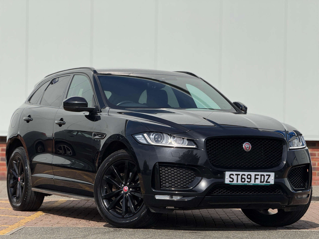 Jaguar F-Pace Chequered Flag Awd D 4Wd Black