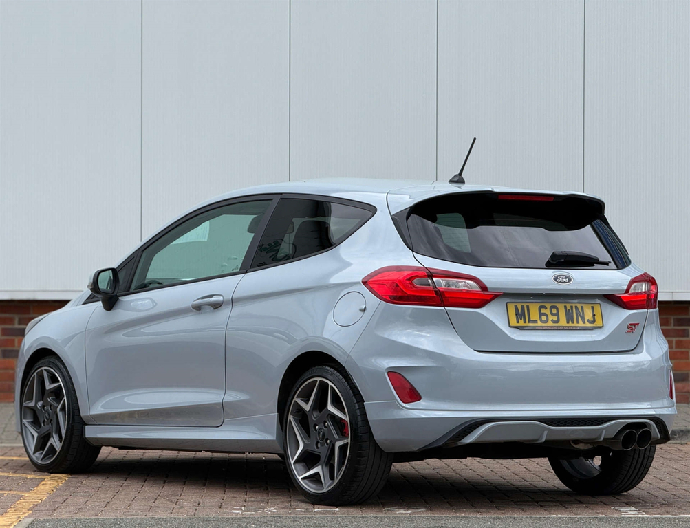 Ford Fiesta St-2 T ML69WNJ Silver #4