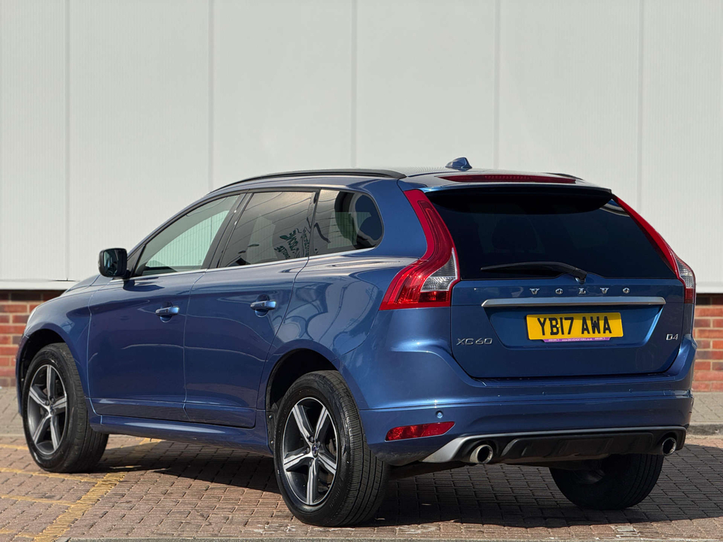 Volvo XC60 R-design Nav D4 YB17AWA Blue #4