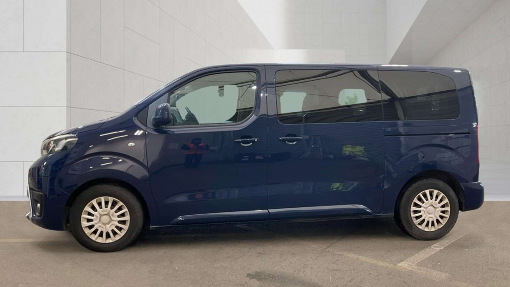 Toyota Verso D-4d L1 Shuttle 120 Grey #12