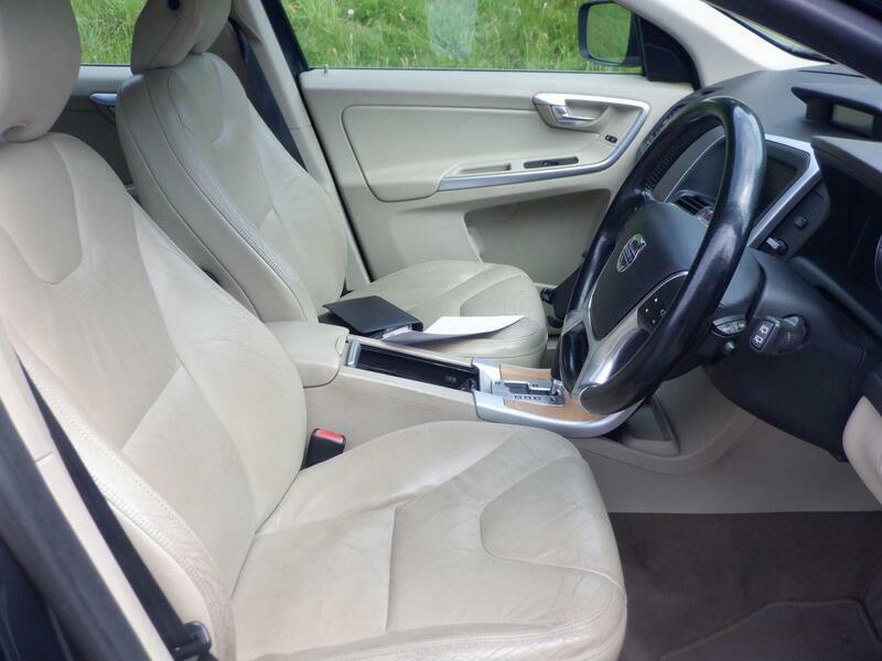 Volvo XC60 2.4D Se Lux Premium Geartronic Euro 4 YS09KFP Grey #3