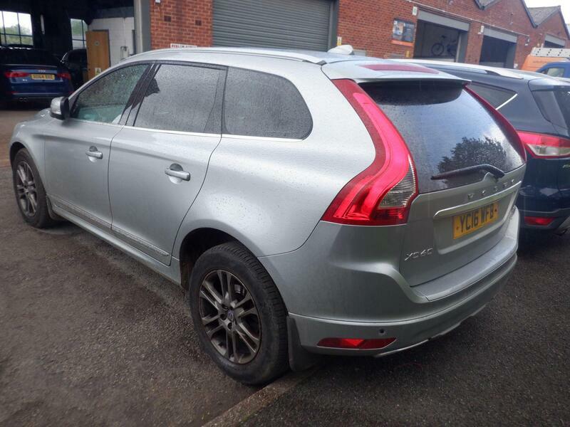 Volvo XC60 2.4 D4 Se Lux Nav Awd Euro 6 Ss YC16WFB Silver #3