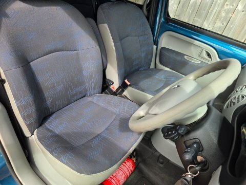 Renault Kangoo Kangoo Expression Blue #16
