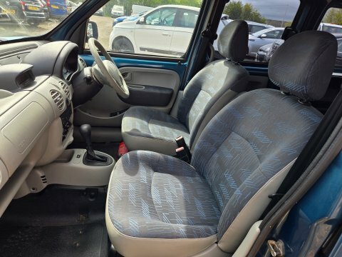 Renault Kangoo Kangoo Expression Blue #22