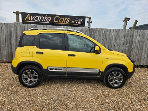 Fiat Panda Multijet Cross SY15WCP Yellow #2
