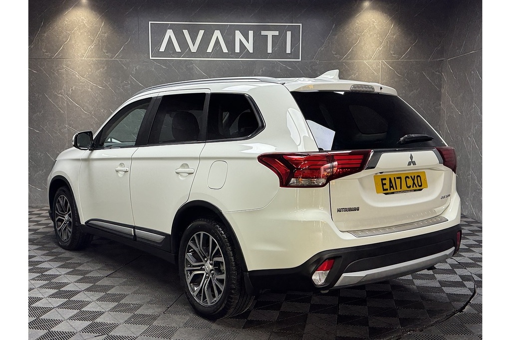 Mitsubishi Outlander Di-d 4 U5288 Ulez White #5