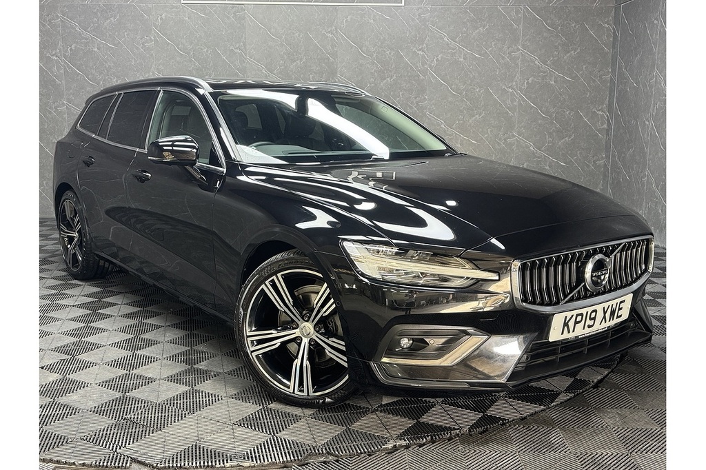 Volvo V60 D4 Inscription Pro U5209 Ulez KP19XWE Black #2