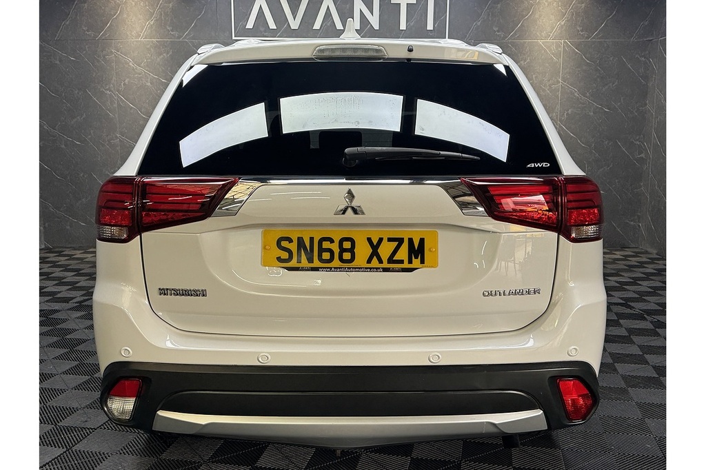 Mitsubishi Outlander Di-d 3 U5290 Ulez White #6