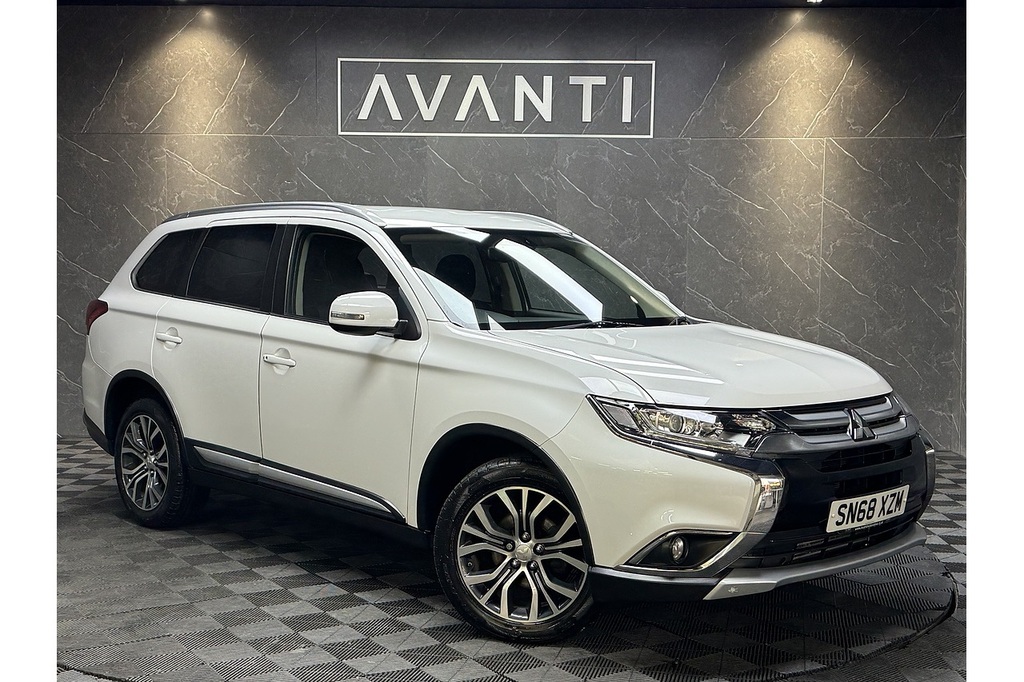 Mitsubishi Outlander Di-d 3 U5290 Ulez White