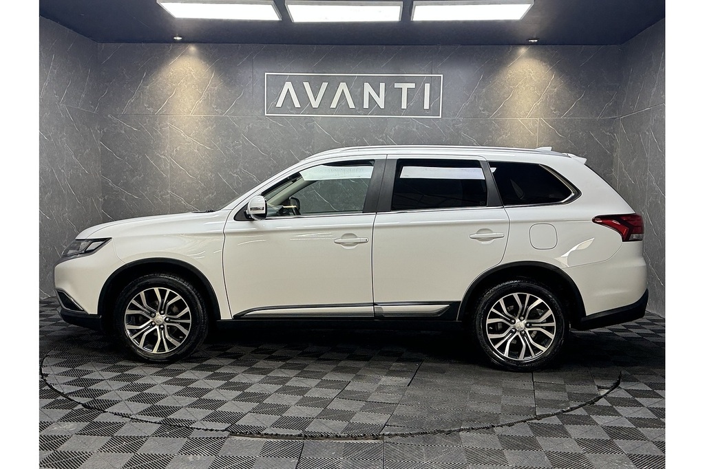 Mitsubishi Outlander Di-d 3 U5290 Ulez White #4