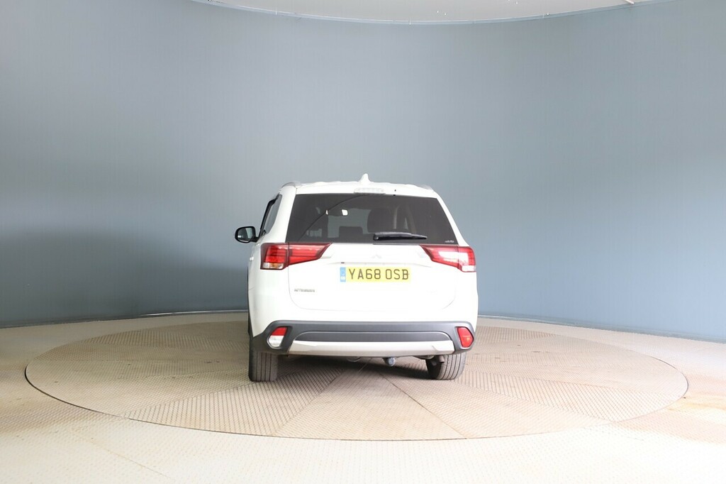 Mitsubishi Outlander Di-d 4 U5333 Ulez White #3
