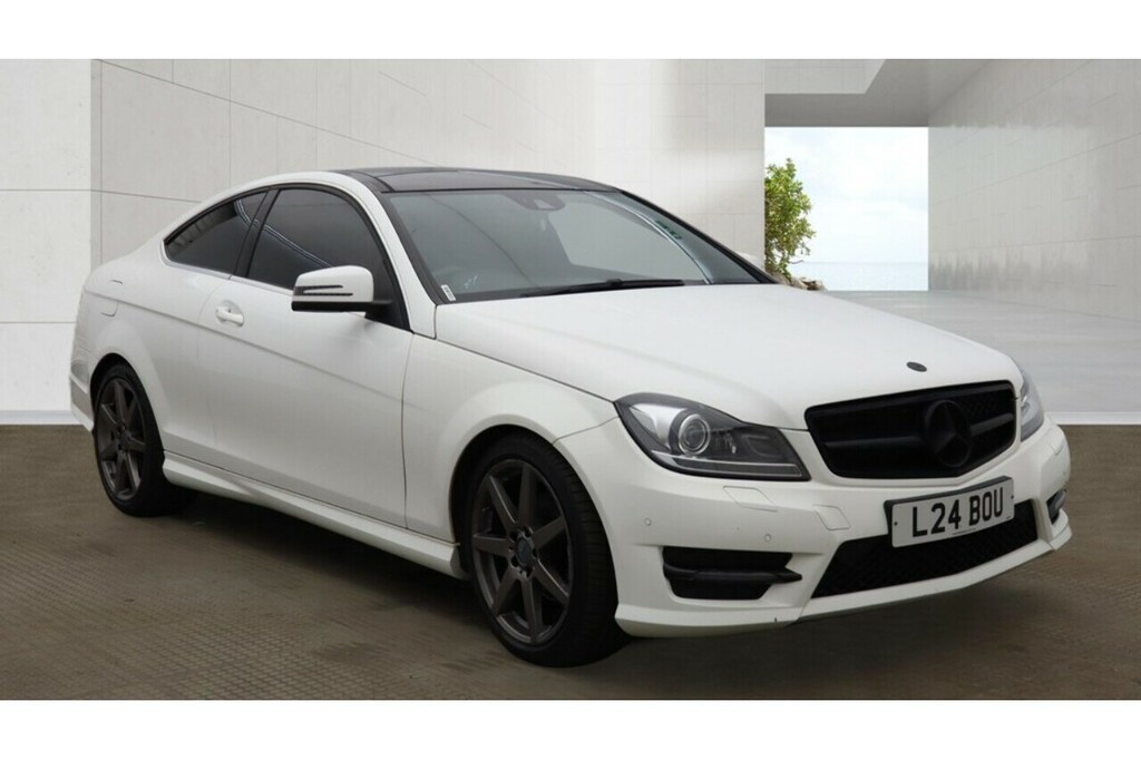 Mercedes-Benz C Class C250 Cdi Amg Sport Edition U5328 White