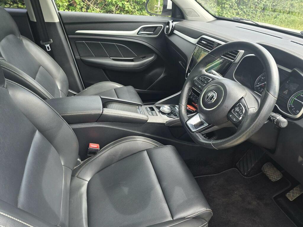 MG ZS Suv 44.5Kwh Exclusive 202069 RF69MXC White #4