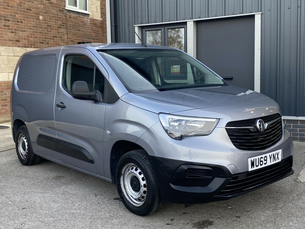 Vauxhall Combo Panel Van 1.6 Turbo D 2000 Edition 201969 Grey